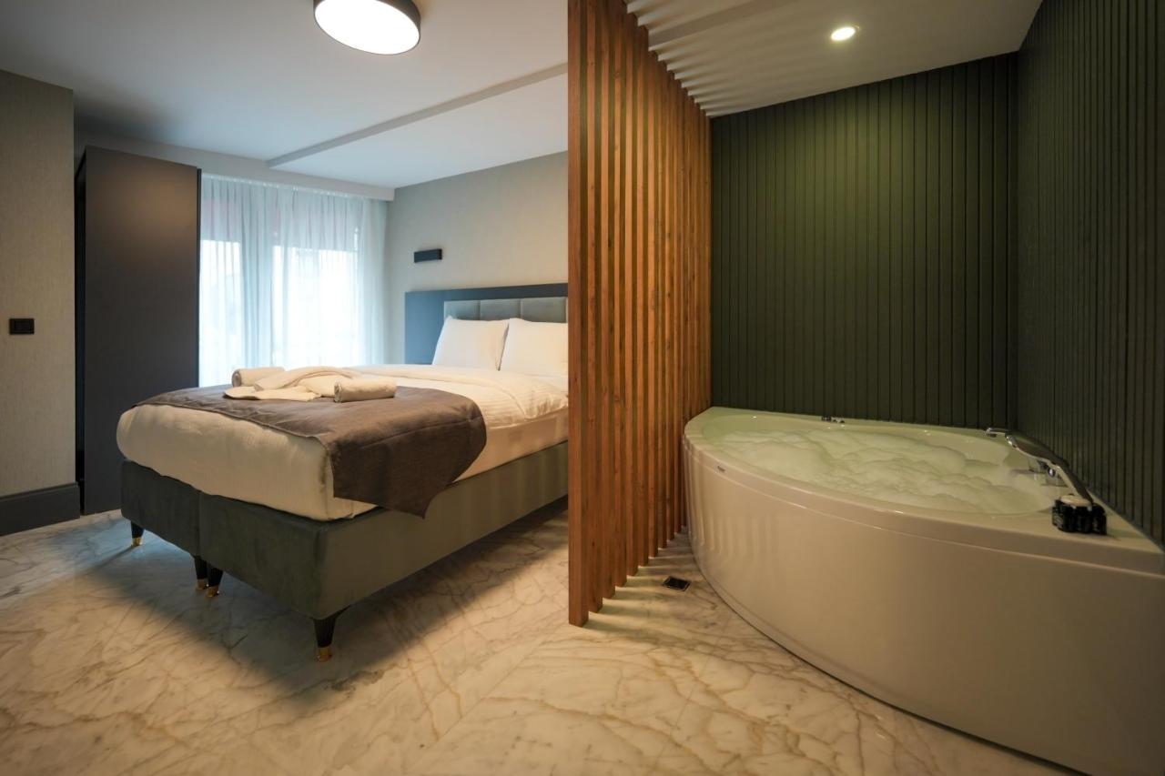 Hotel Kurucesme Business *